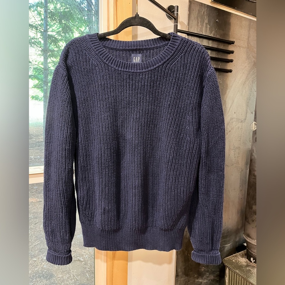 100% cotton crewneck sweater